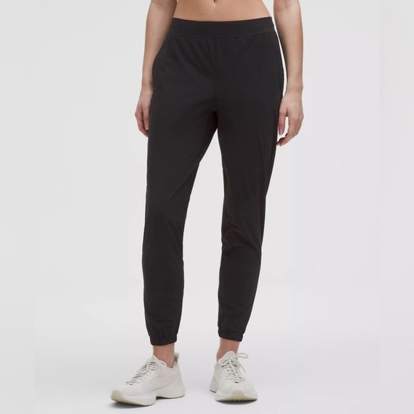 lululemon athletica Pants - Lululemon Adapted State High-Rise Jogger Zippered Cuffs 28" Black  Size 4